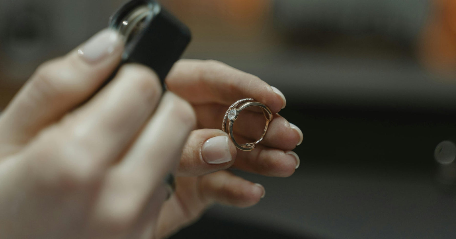 Les étapes de création d’un bijou VIZIRA : du croquis à la pièce finale